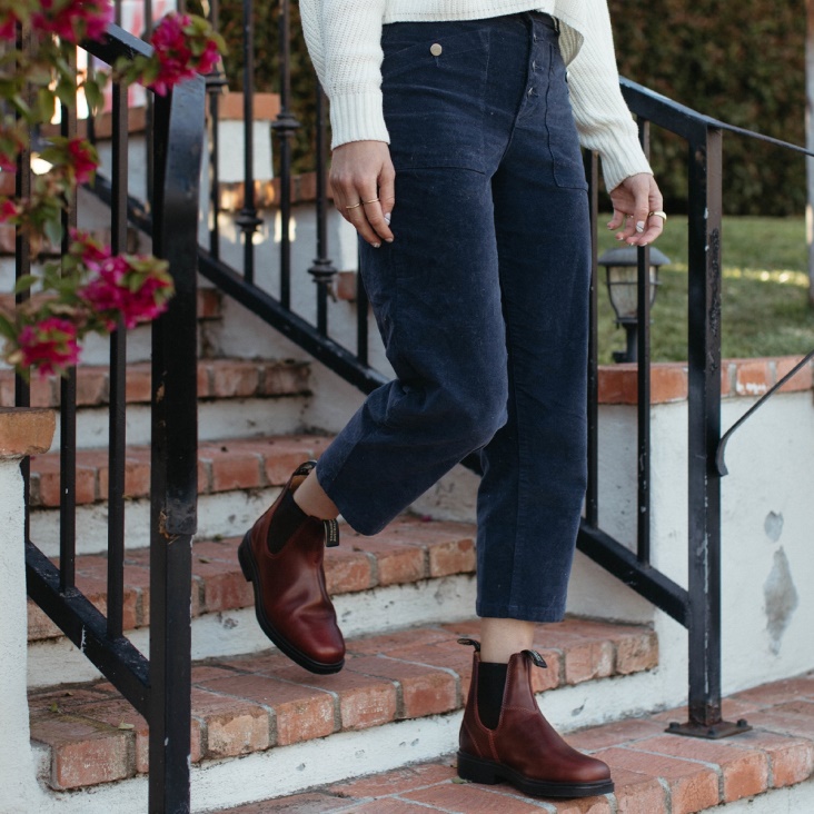 Fashion Blundstone Women's Dress Chelsea Boots Redwood