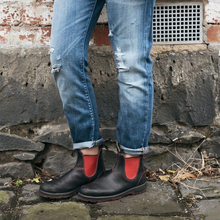 Fashion Blundstone Women's Classics Chelsea Boots Black/Red