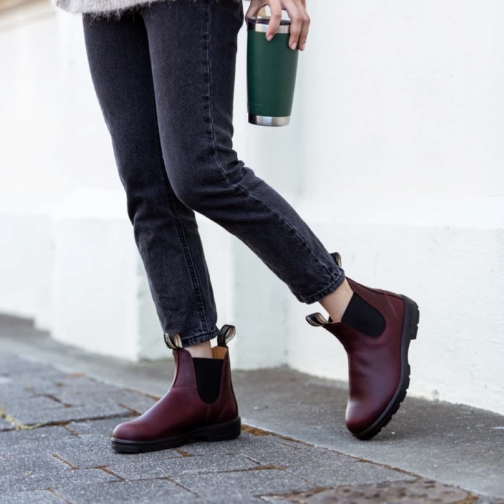 Women's Classics Chelsea Boots Auburn Fashion Blundstone