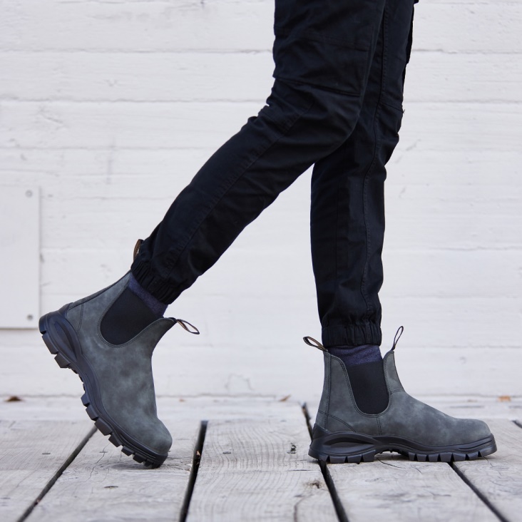 Fashion Blundstone Men's Lug Chelsea Boots Rustic Black