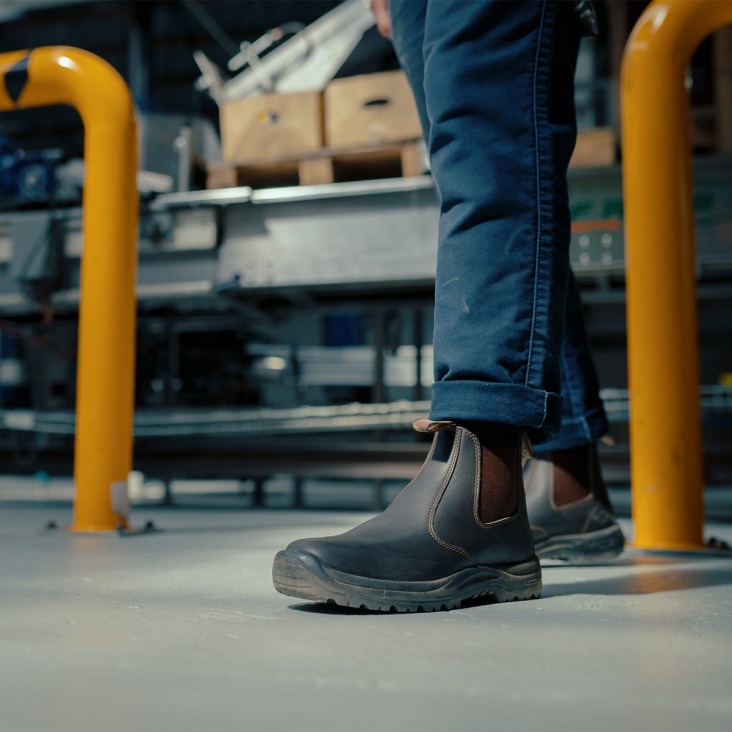 Work Series Chelsea Fashion Blundstone Boots Stout Brown