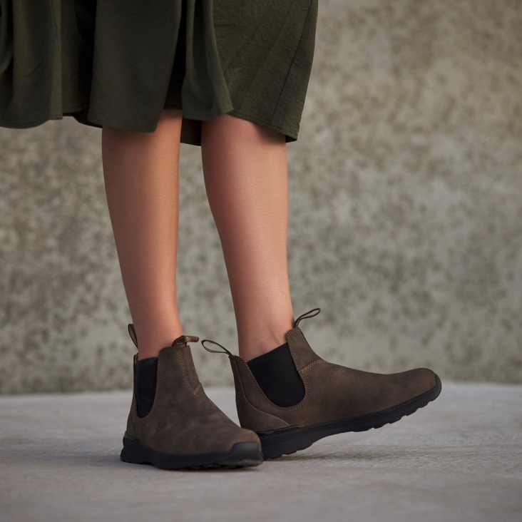 Fashion Blundstone Women's Active Chelsea Boots Rustic Brown
