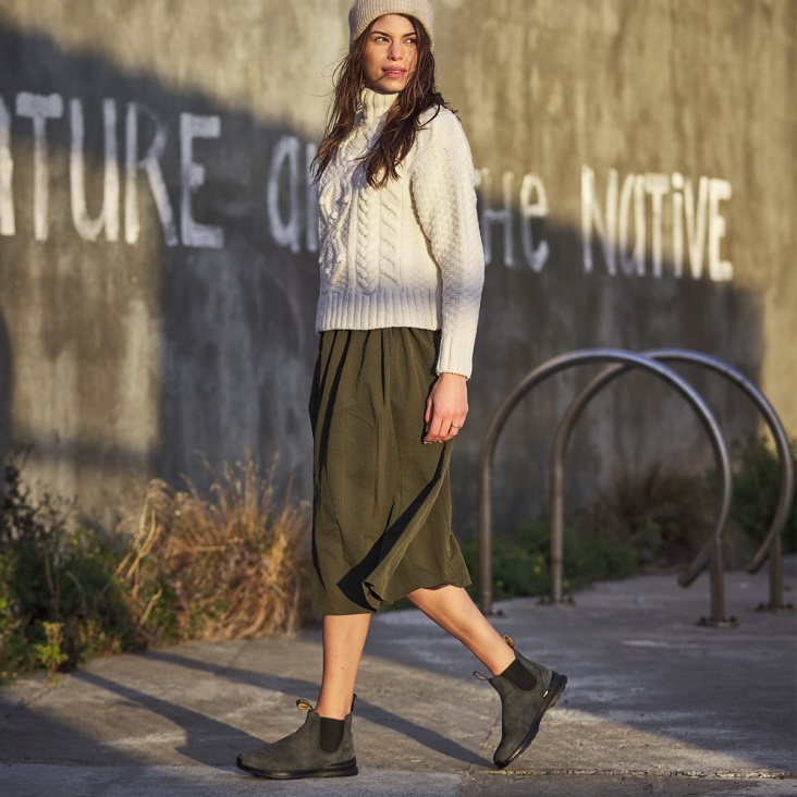 Women's Active Chelsea Boots Rustic Black Fashion Blundstone